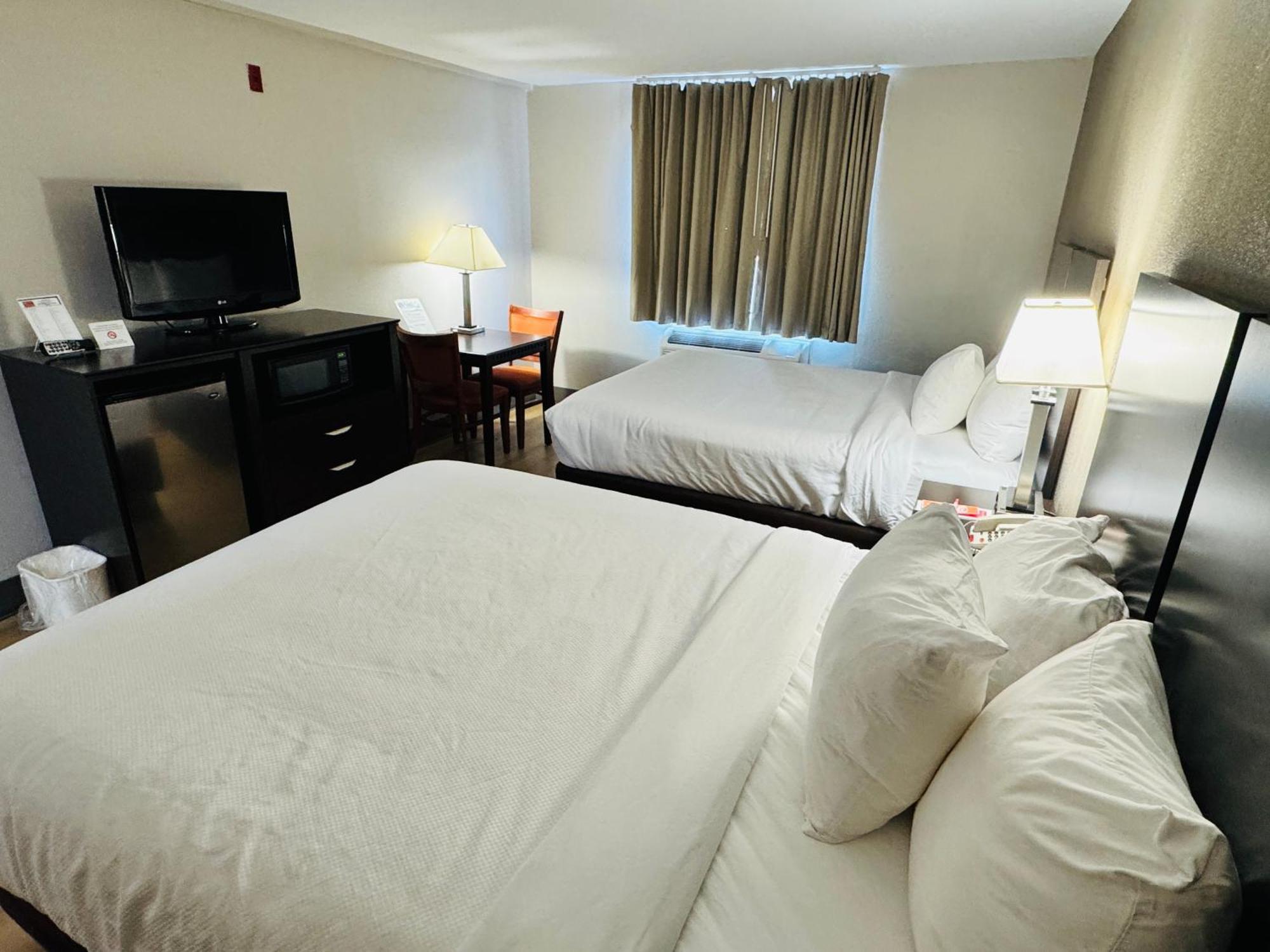 Econo Lodge Inn & Suites Monroe Exteriér fotografie